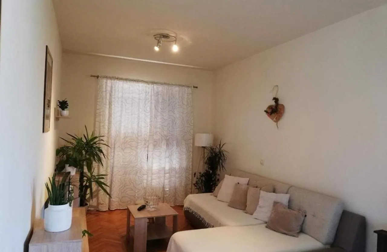 Apartment Meri Lopar 0*,